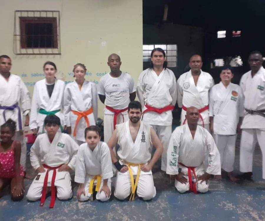 marilia faixa amarela2